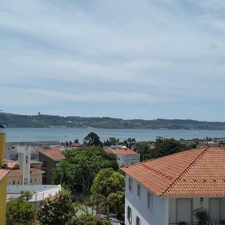 Apartamentos Tejo A Vista Lisboa المظهر الخارجي الصورة